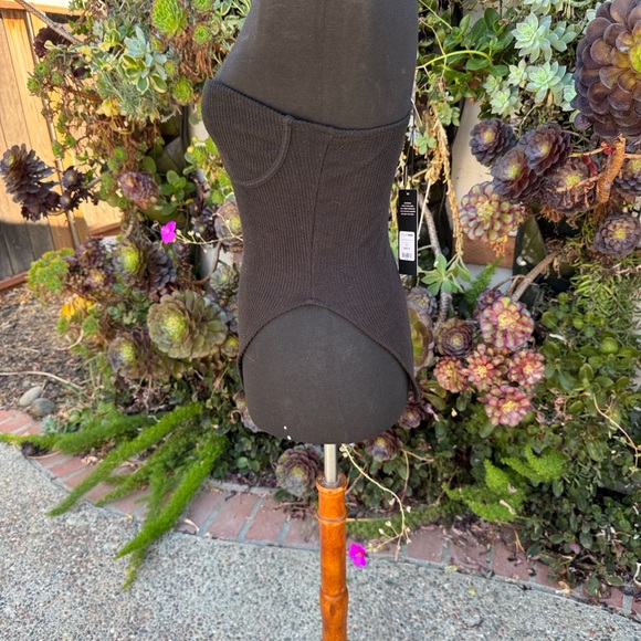 Elegant Black Women's Two Piece Outfit - Picture 2 of 4